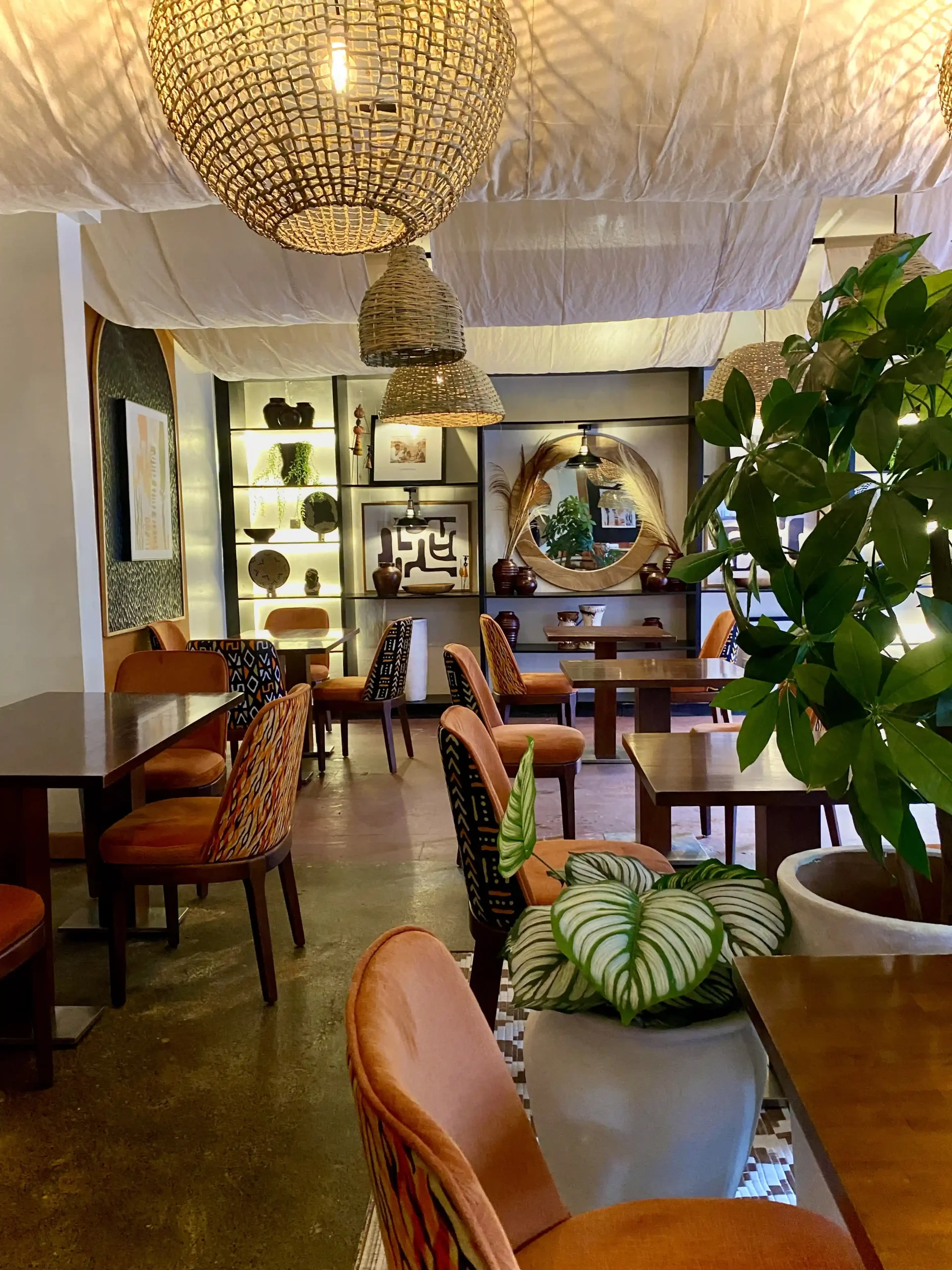 KO RESTAURANT PROJECT 13
